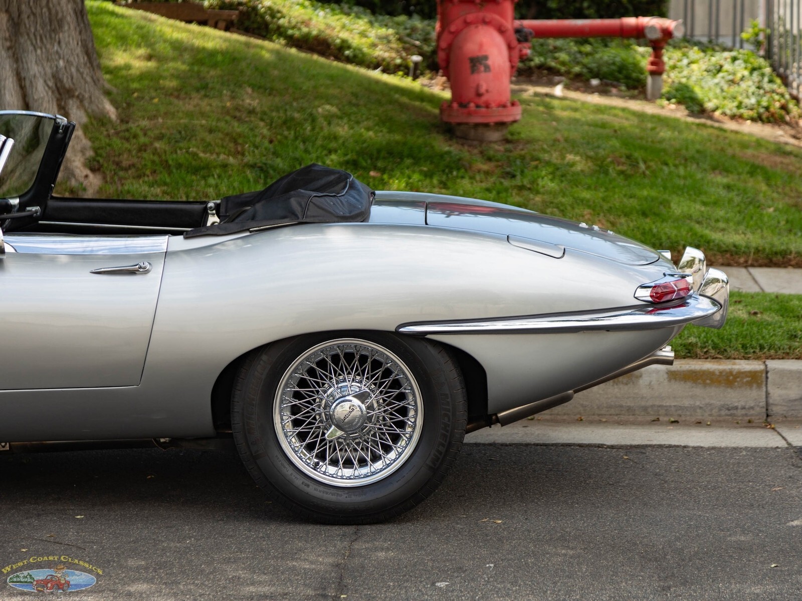 1965 Jaguar XKE E-Type 4.2L 5 spd Roadster Convertible - photo 4