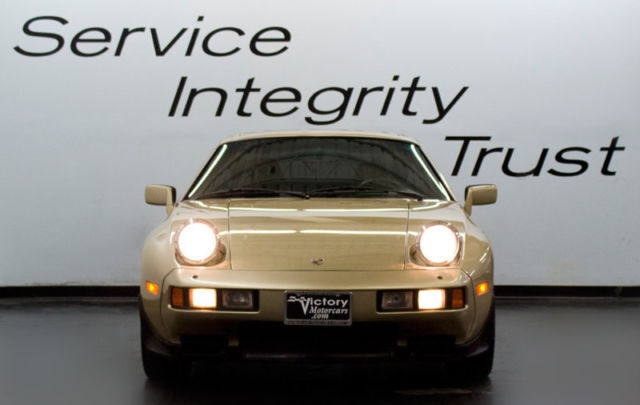 1984 Porsche 928 S - photo 6