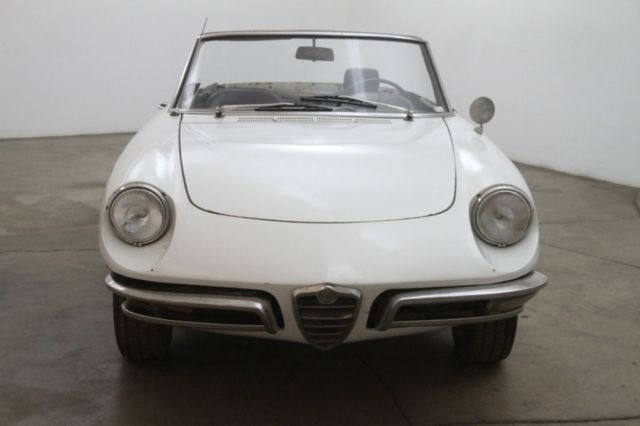 1967 Alfa Romeo Duetto - photo 2