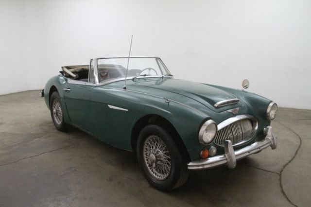 67 Austin-Healey 3000 BJ8 MKIII Manual Overdrive Wire Wheels Tonneau Cover 1967 Austin-Healey 3000