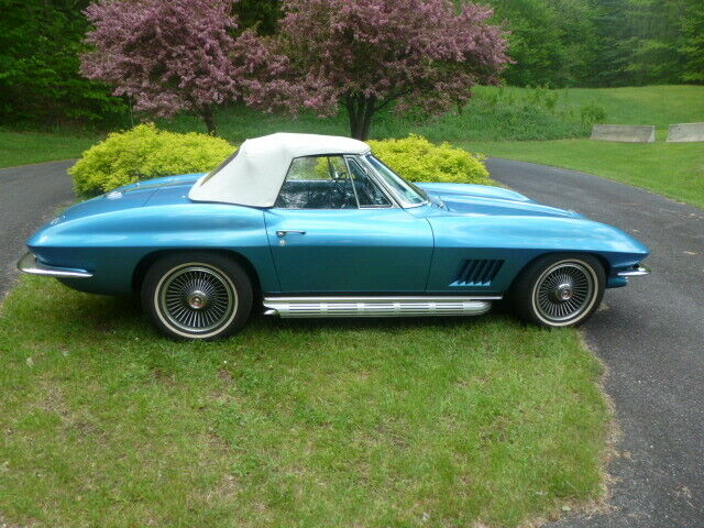 1967 Chevrolet Corvette STING RAY - photo 2