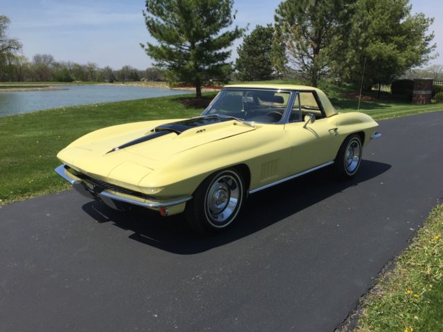 67 corvette triple diamond NCRS top flight NCRS Bloomington gold 427/390 1967 Chevrolet Corvette 427 Convertible