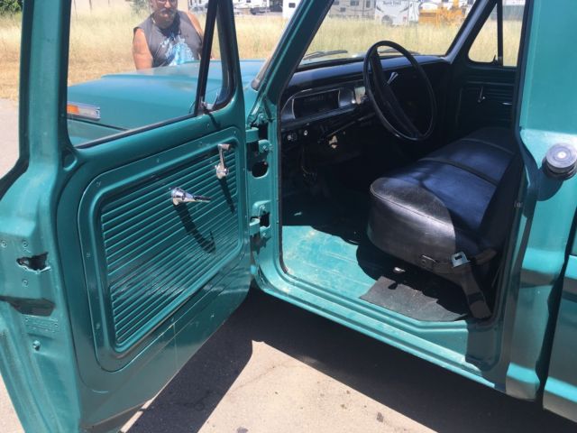1967 Ford F-100 - photo 10