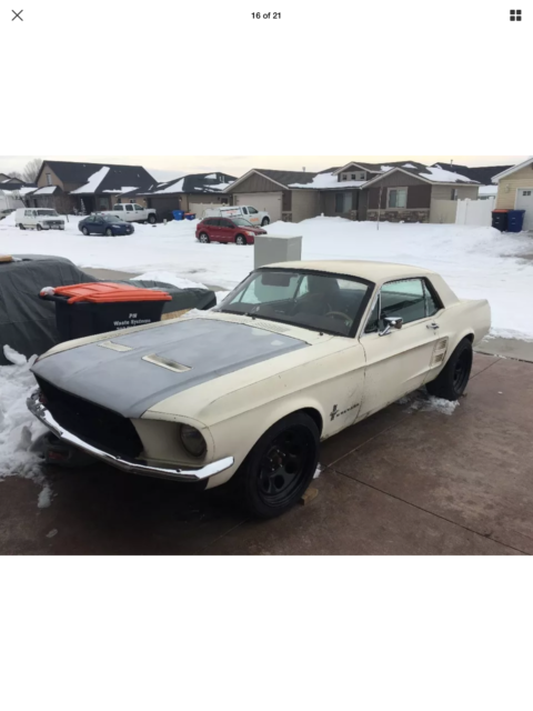 67 FORD MUSTANG-A-CODE-FACTORY A/C-ONE OWNER CAR-NO RUST 1967 Ford Mustang Deluxe A-Code