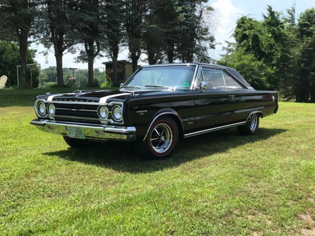 67 Hemi GTX 4 SPEED with BuildSheet Real Black/Black No Reserve!! 1967 Plymouth GTX