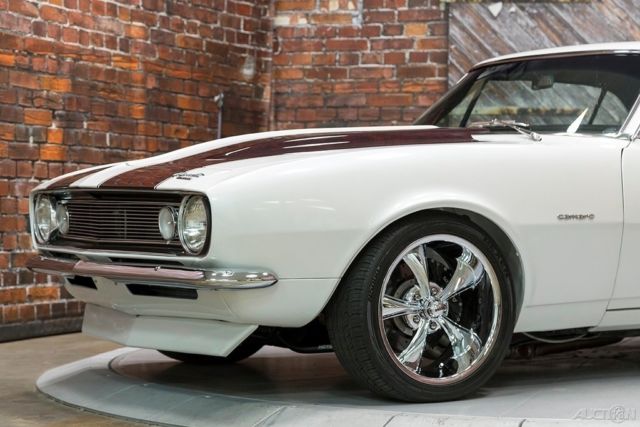 1967 Chevrolet Camaro RS 454 425hp Auto Custom Built Pearl White Black - photo 2