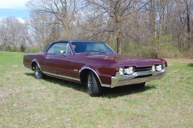 1967 Oldsmobile 442 convertible - photo 2
