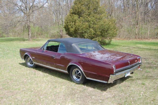 1967 Oldsmobile 442 convertible - photo 3
