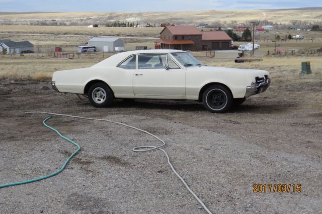 1967 Oldsmobile Cutlass base - photo 2