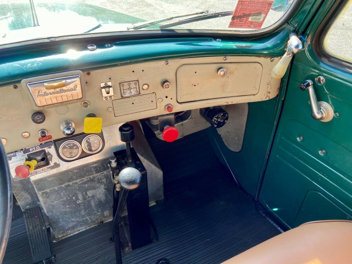 1963 International Harvester R-185 - photo 10