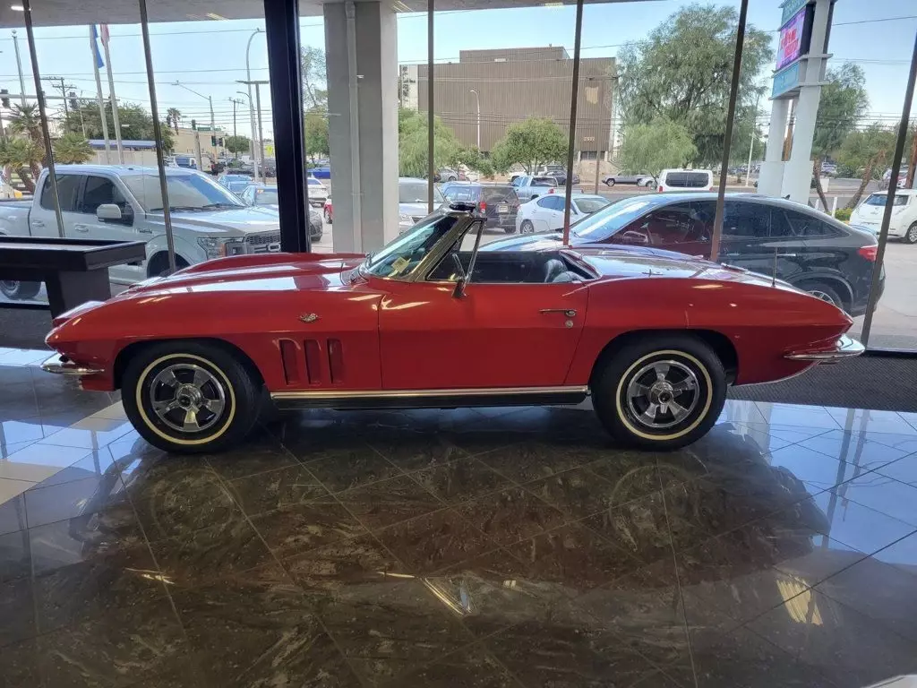 1966 CHEVROLET Corvette