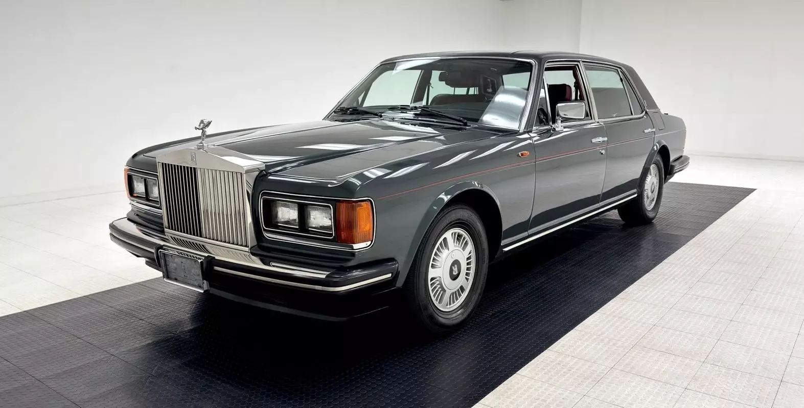 1988 Rolls-Royce Silver Spirit/Spur/Dawn Saloon