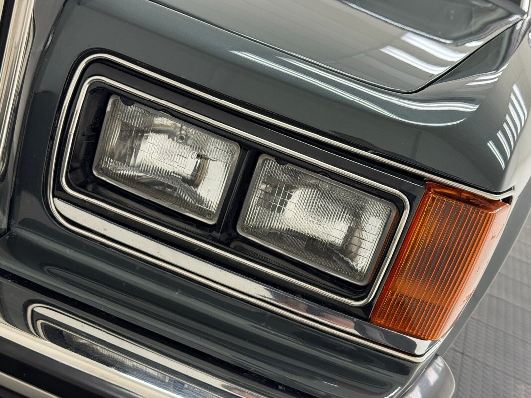 1988 Rolls-Royce Silver Spirit/Spur/Dawn Saloon - photo 11