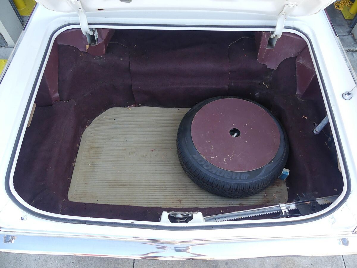 1963 Oldsmobile Starfire Convertible - photo 7