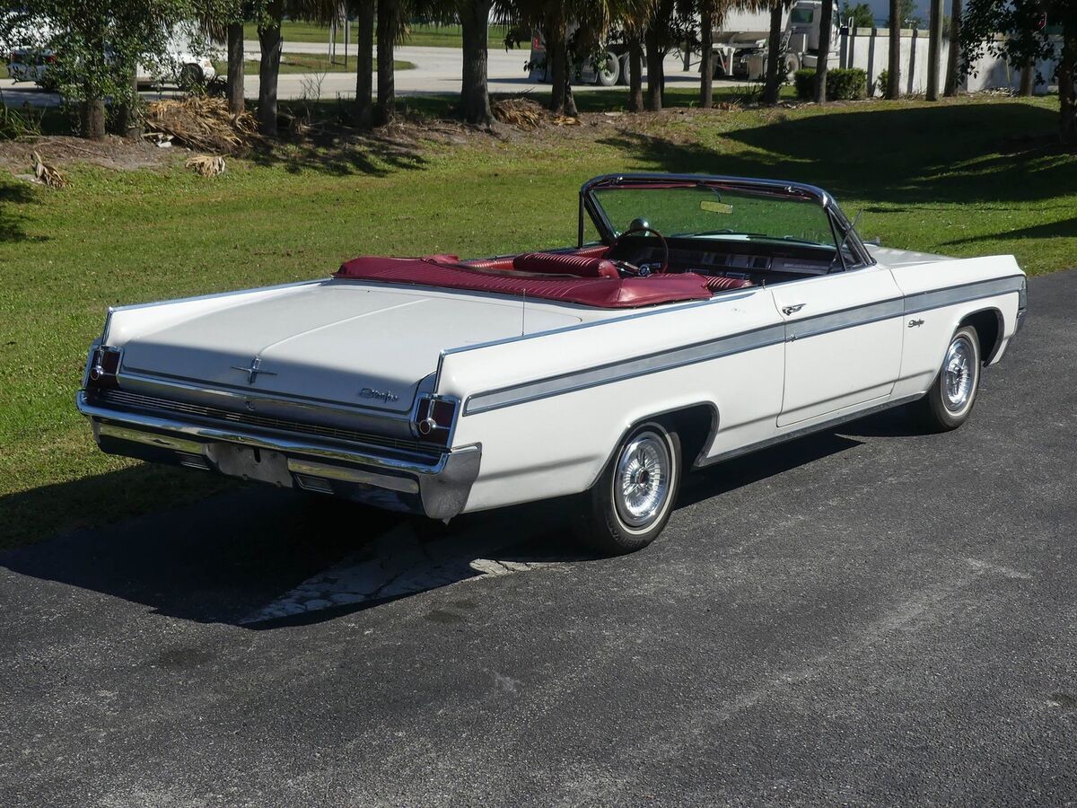 1963 Oldsmobile Starfire Convertible - photo 9