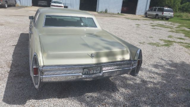 1968 Cadillac DeVille - photo 2