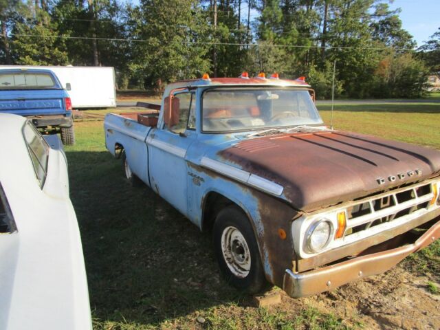 68 dodge truck rough ( has a title) 1968 Dodge Other Pickups