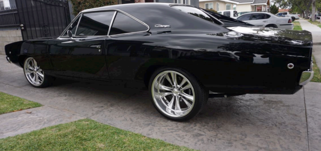 1968 Dodge Charger - photo 2