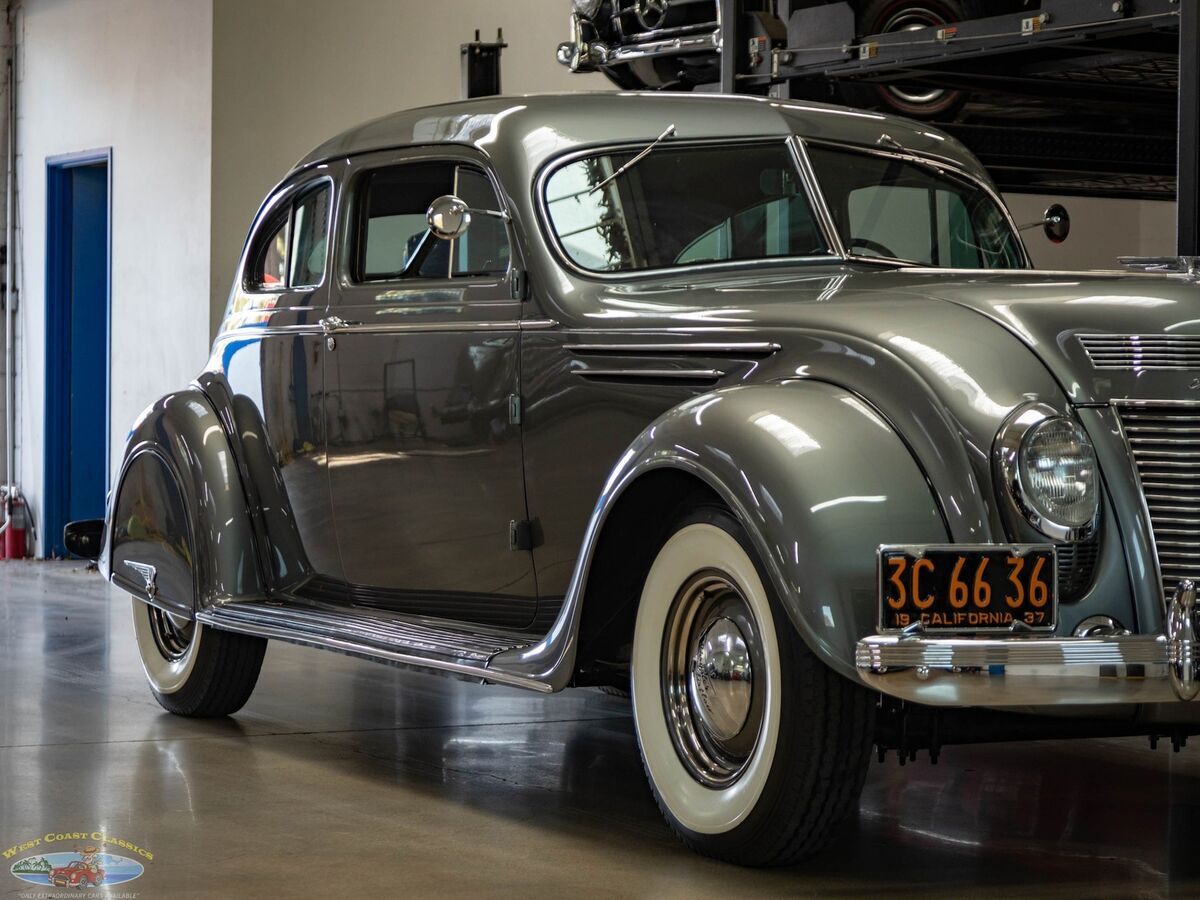 1937 Chrysler Airflow Series C-17 2 Door Coupe - photo 11