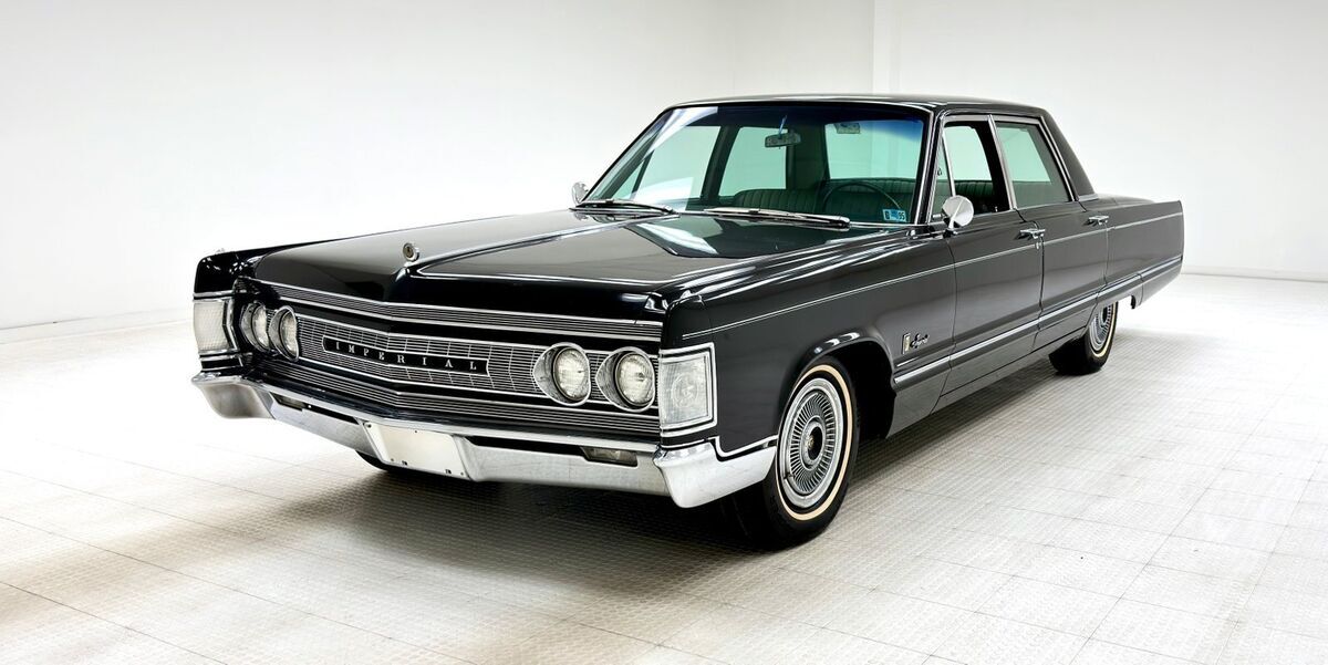1967 Chrysler Imperial Crown 4 Door Sedan - photo 13