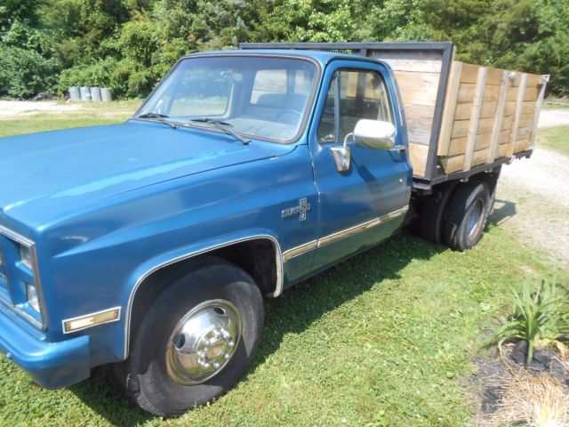 68,960 Miles 1986 Chevy C-20 Flatbed Stake Body DUMP 350 V8 Manual Pickup Farm. 1986 Chevrolet Other Pickups Custom/20
