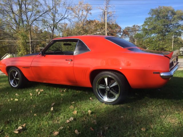 1969 Chevrolet Camaro RS - photo 2