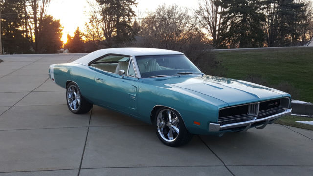 1969 Dodge Charger - photo 3