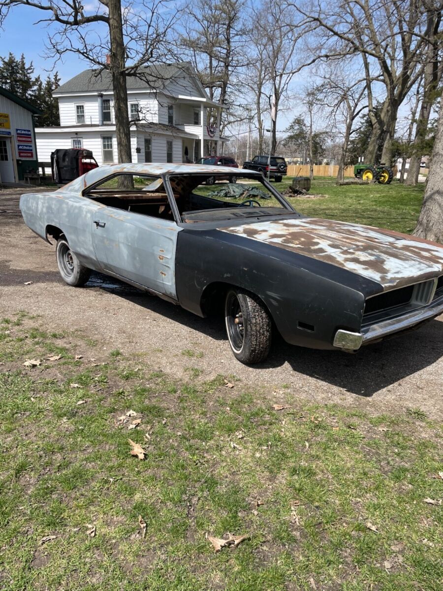 1969 Dodge Charger - photo 3