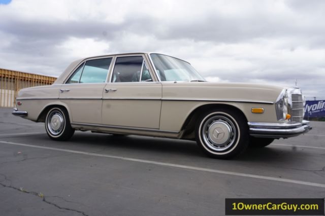 1969 Mercedes-Benz 200-Series 280SE - photo 2