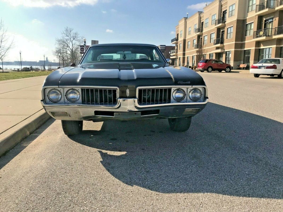 1969 Oldsmobile Cutlass holiday coupe - photo 3