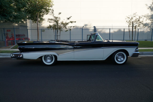 1958 Ford Fairlane 500 Sunliner -- - photo 3