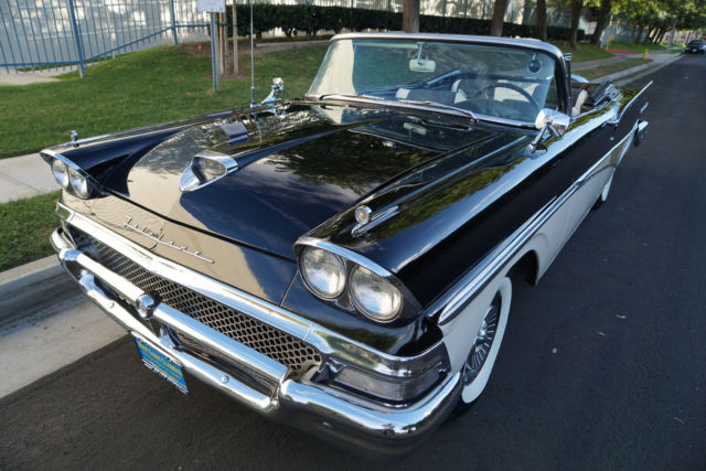 1958 Ford Fairlane 500 Sunliner -- - photo 4