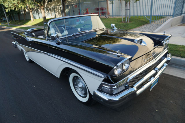1958 Ford Fairlane 500 Sunliner -- - photo 6