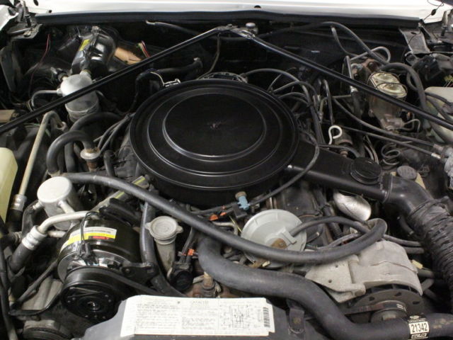 1983 Buick Riviera - photo 4