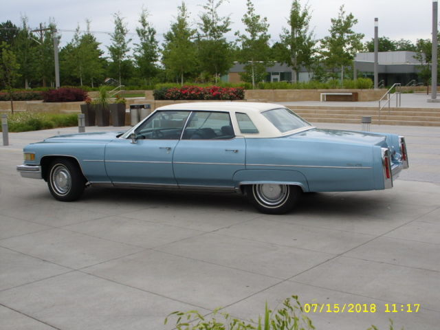 1976 Cadillac DeVille - photo 3