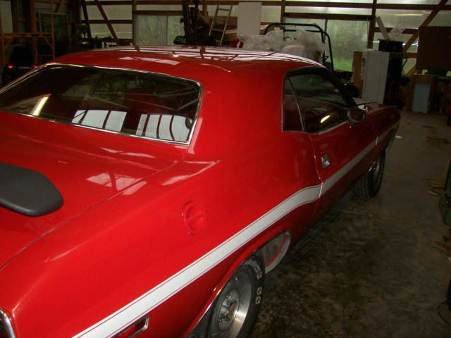 1970 Dodge Challenger 2 door coupe - photo 2