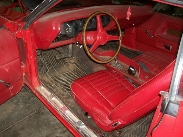1970 Dodge Challenger 2 door coupe - photo 9