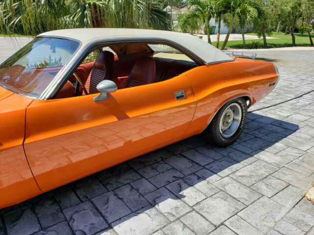 1970 Dodge Challenger R/T - photo 10