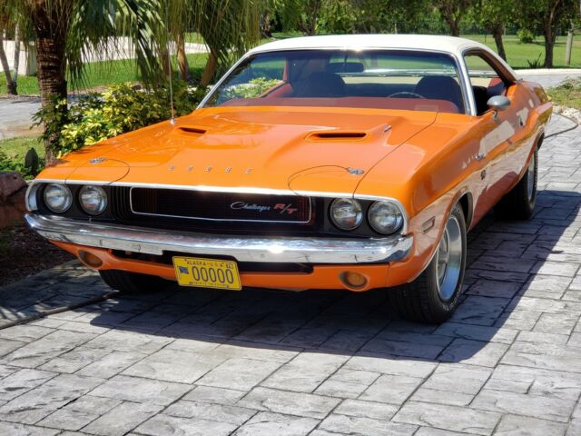 1970 Dodge Challenger R/T - photo 2