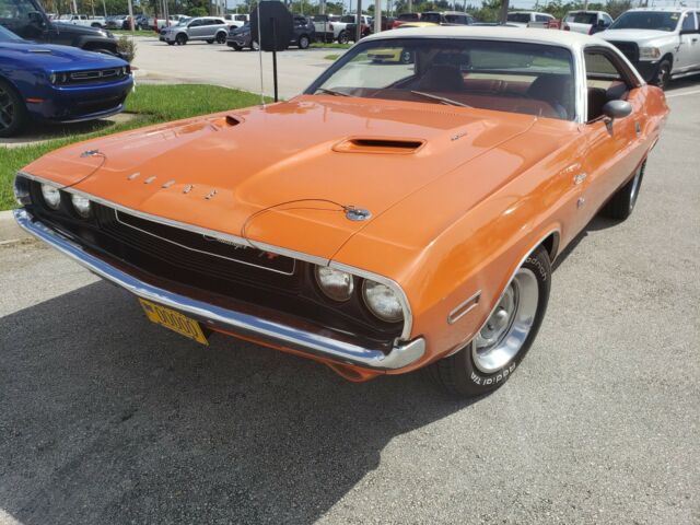 1970 Dodge Challenger R/T - photo 6
