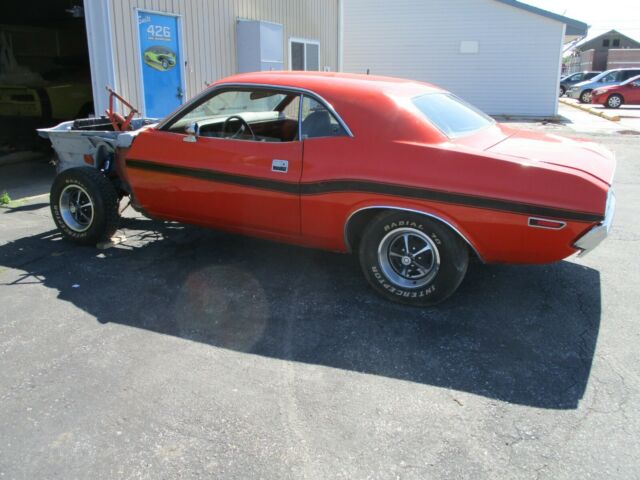 70 Dodge Challenger R/T U-code 440 auto. ALL #'s matching build sheet Mopar hemi 1970 Dodge Challenger