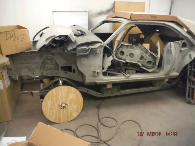 70 Dodge Hemi Challenger Pro Touring project 1970 Dodge Challenger