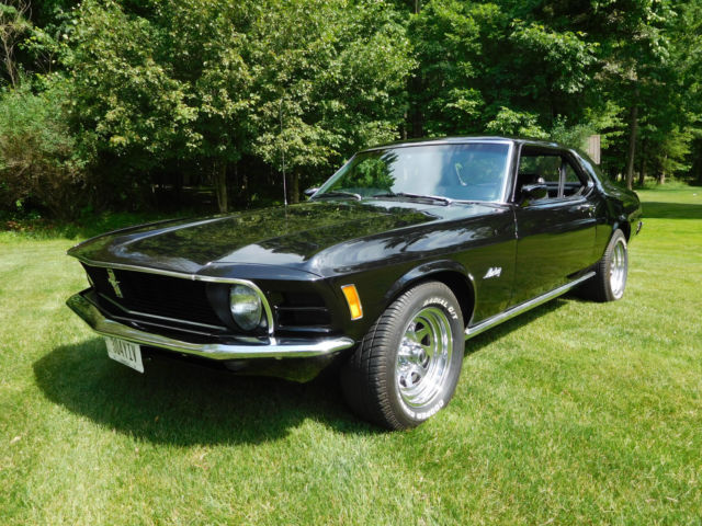 1970 Ford Mustang New 302 Turnkey Show Cond.