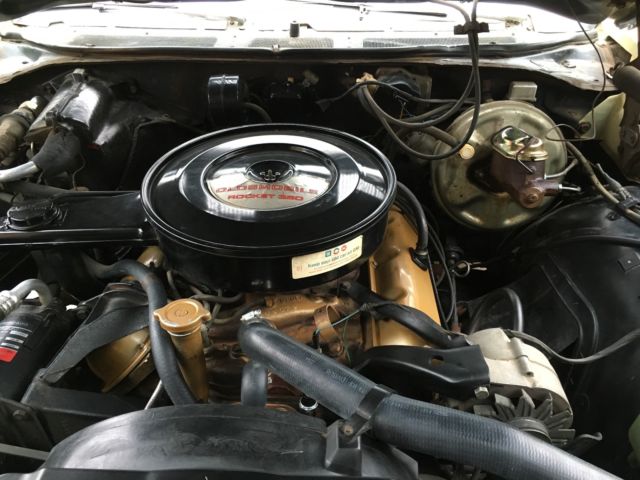 1970 Oldsmobile Cutlass S Holiday Coupe - photo 12