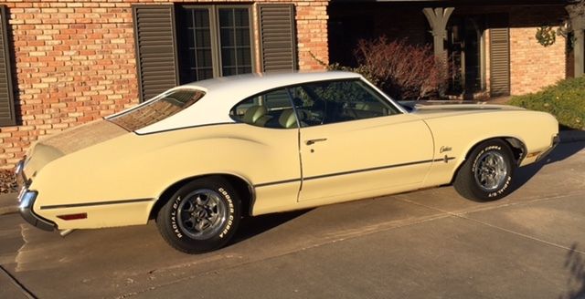 1970 Oldsmobile Cutlass S Holiday Coupe - photo 2