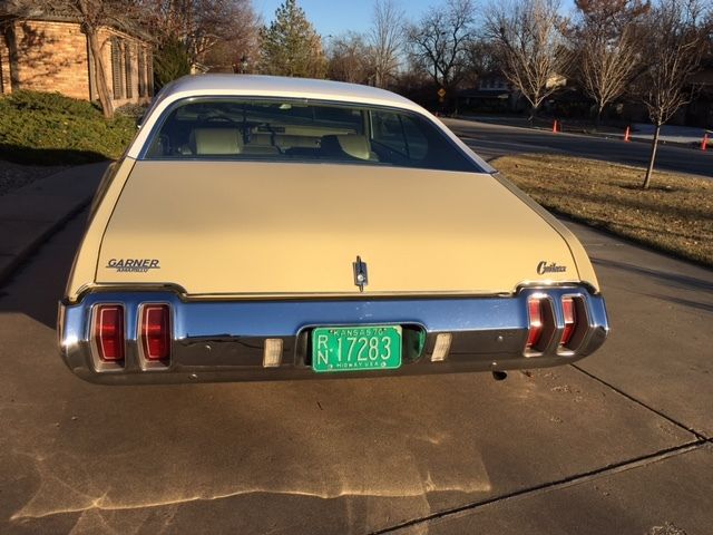 1970 Oldsmobile Cutlass S Holiday Coupe - photo 4