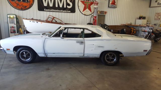1970 Plymouth Road Runner Roadrunner - photo 4
