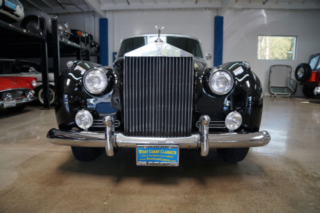1960 Rolls-Royce Silver Cloud II Red Leather - photo 9