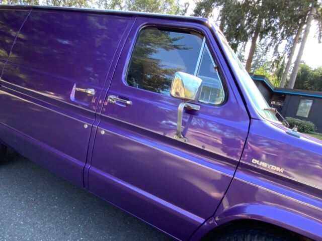 1976 Ford E-Series Van - photo 7
