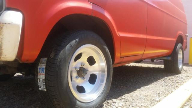 1976 Dodge Ram Van B-200 Tradesman - photo 11